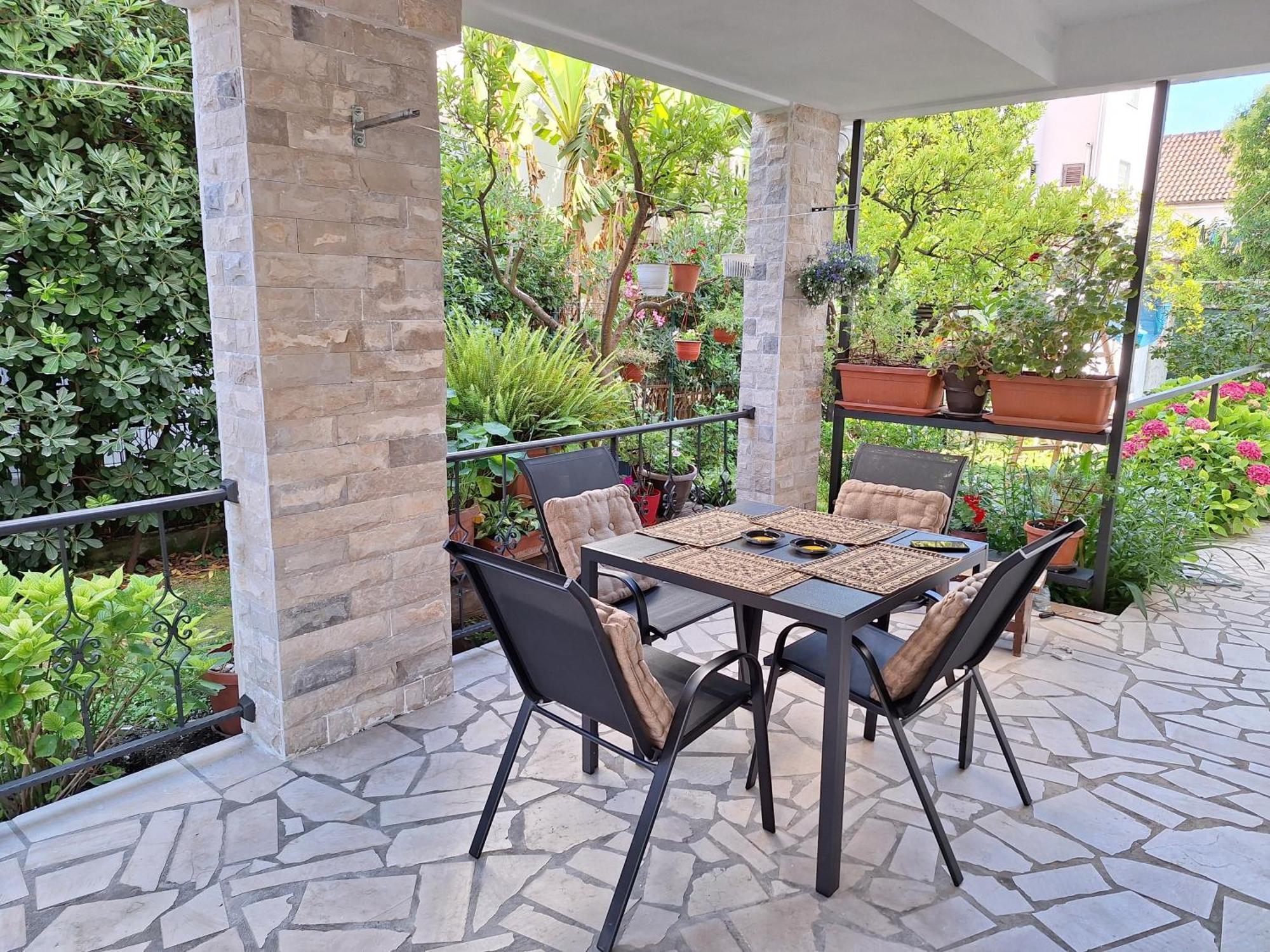 Apartament Hortenzija *