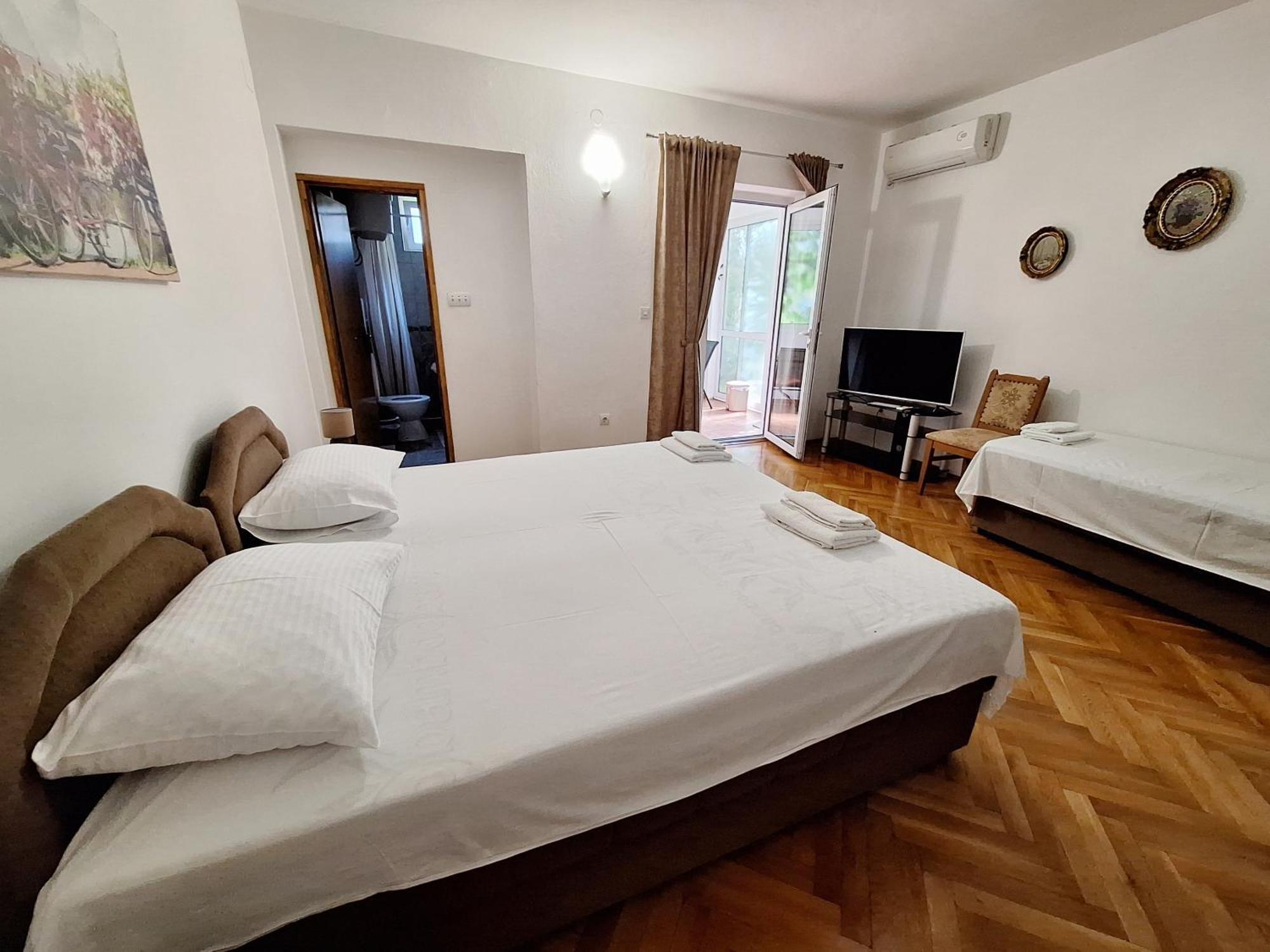 Hortenzija Appartement *